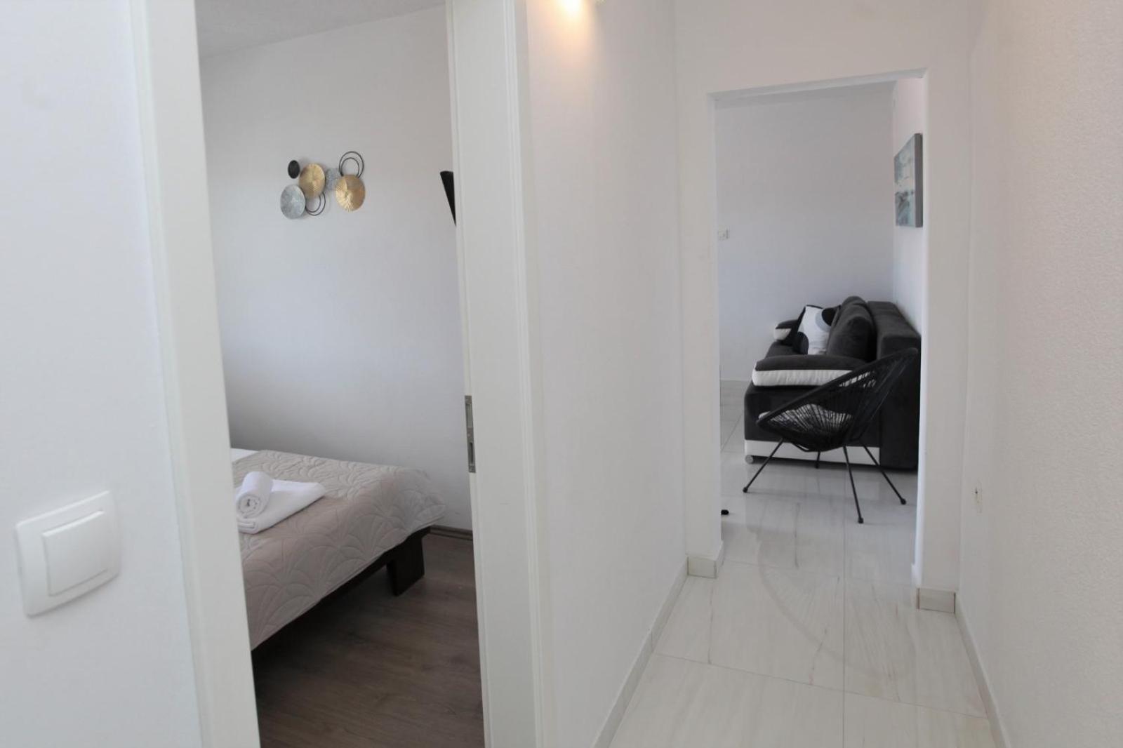 Apartment With Terrace And Sea View - Lucic Trogir Buitenkant foto